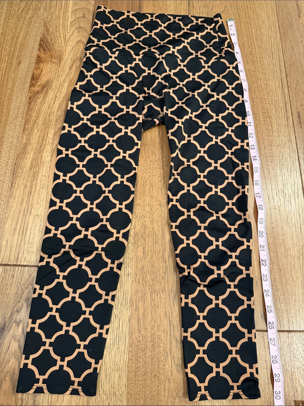 K-DEER Small Geometric Print Leggings Black Tan Yoga Athletic Pants